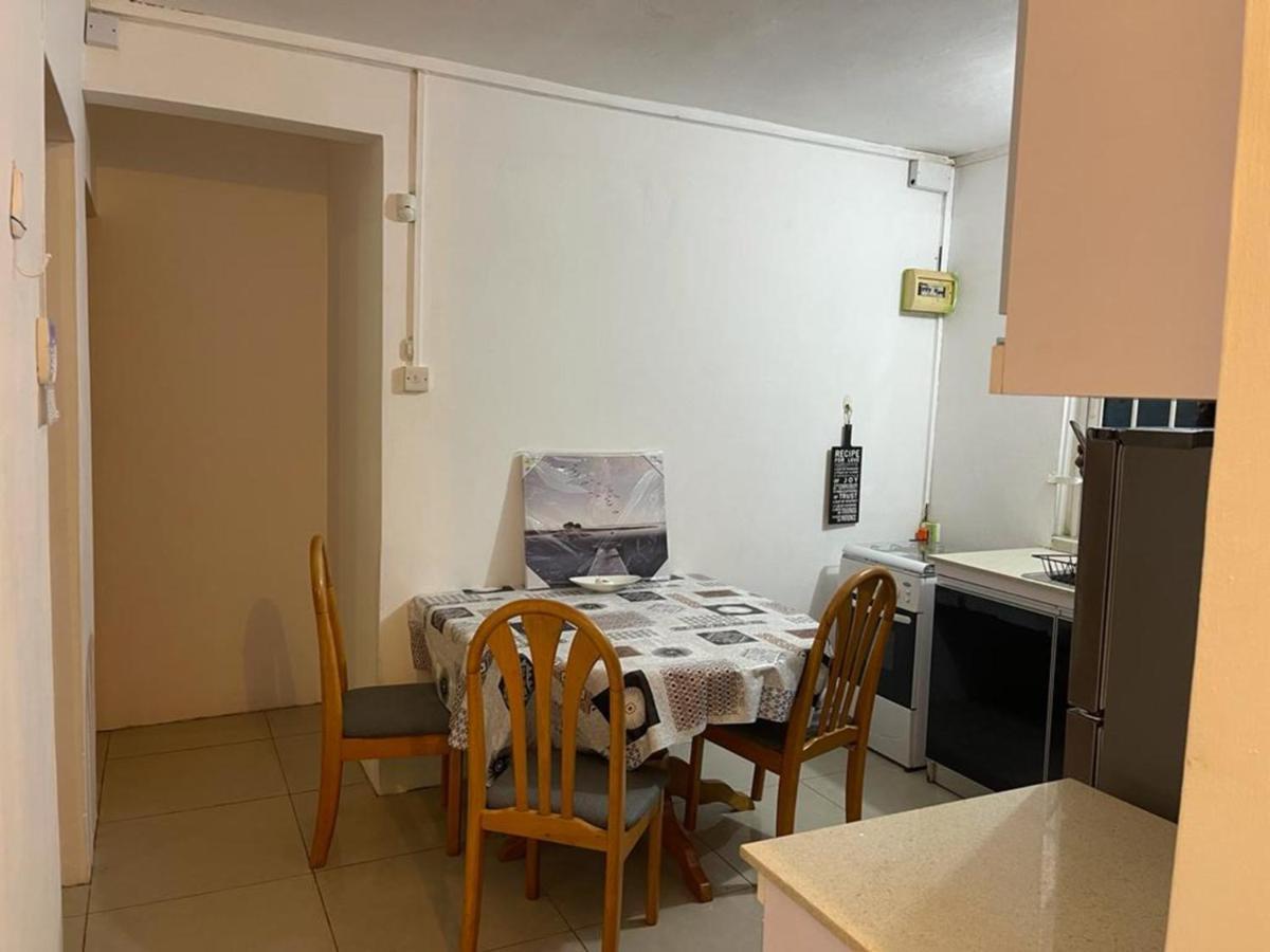 פרייבר Pereyber 2 Room Appartment מראה חיצוני תמונה